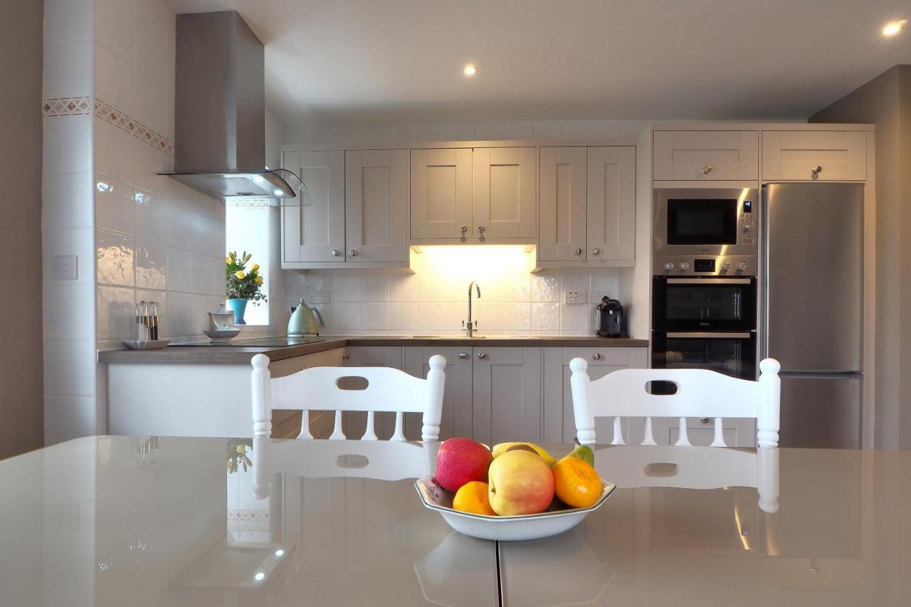 Hillcrest Luxury Apartment Килраш Экстерьер фото